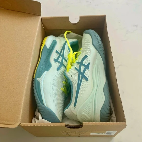 Asics Gel Resolution 9 Tennis Sneaker - Picture 4 of 7